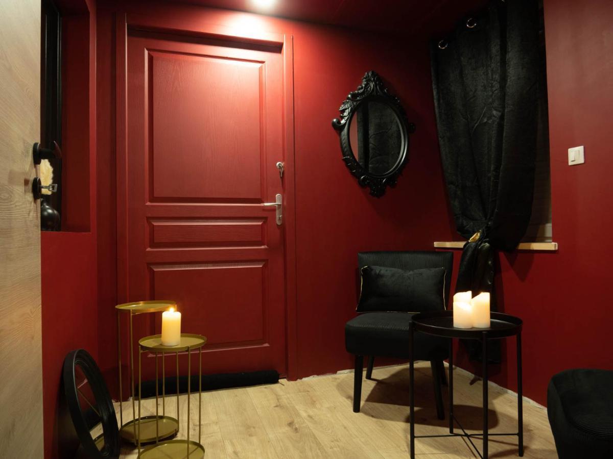 Douceur Du Charme - Love-Room A Charmes Entre Epinal Et Nancy Bagian luar foto