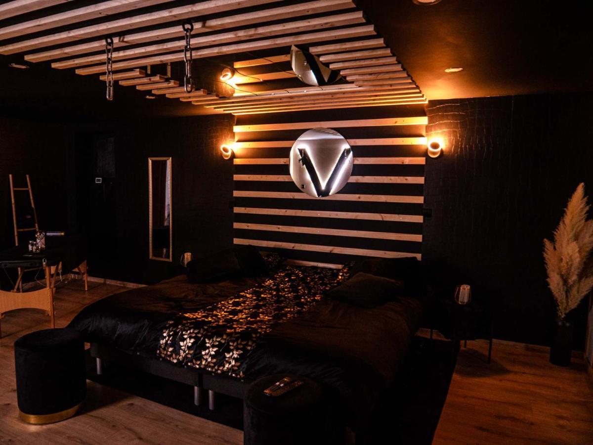 Douceur Du Charme - Love-Room A Charmes Entre Epinal Et Nancy Bagian luar foto